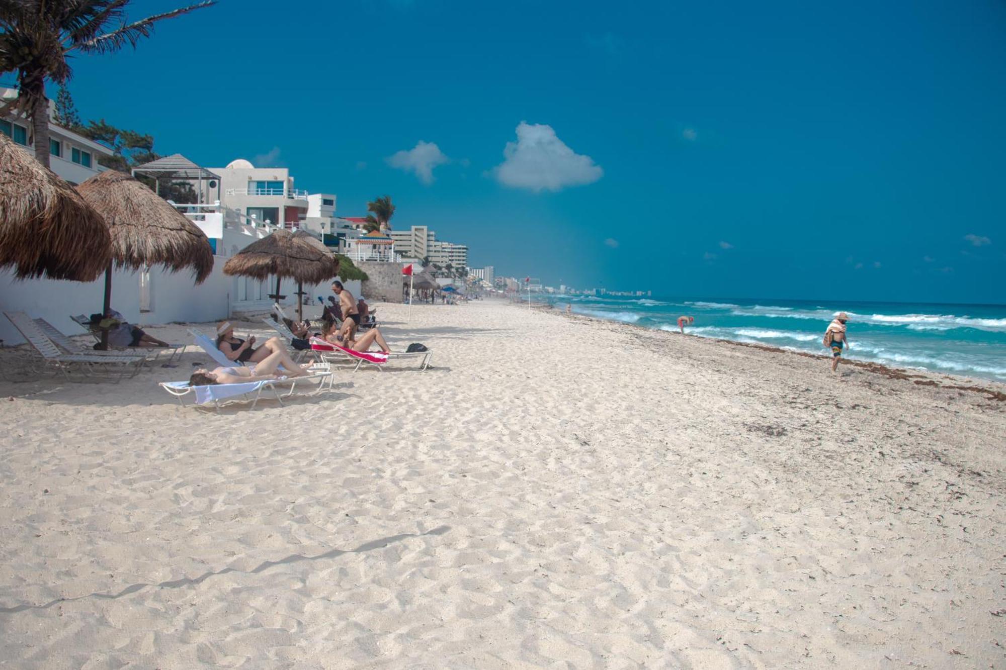 Beachfront Apartments Cancún Exterior foto