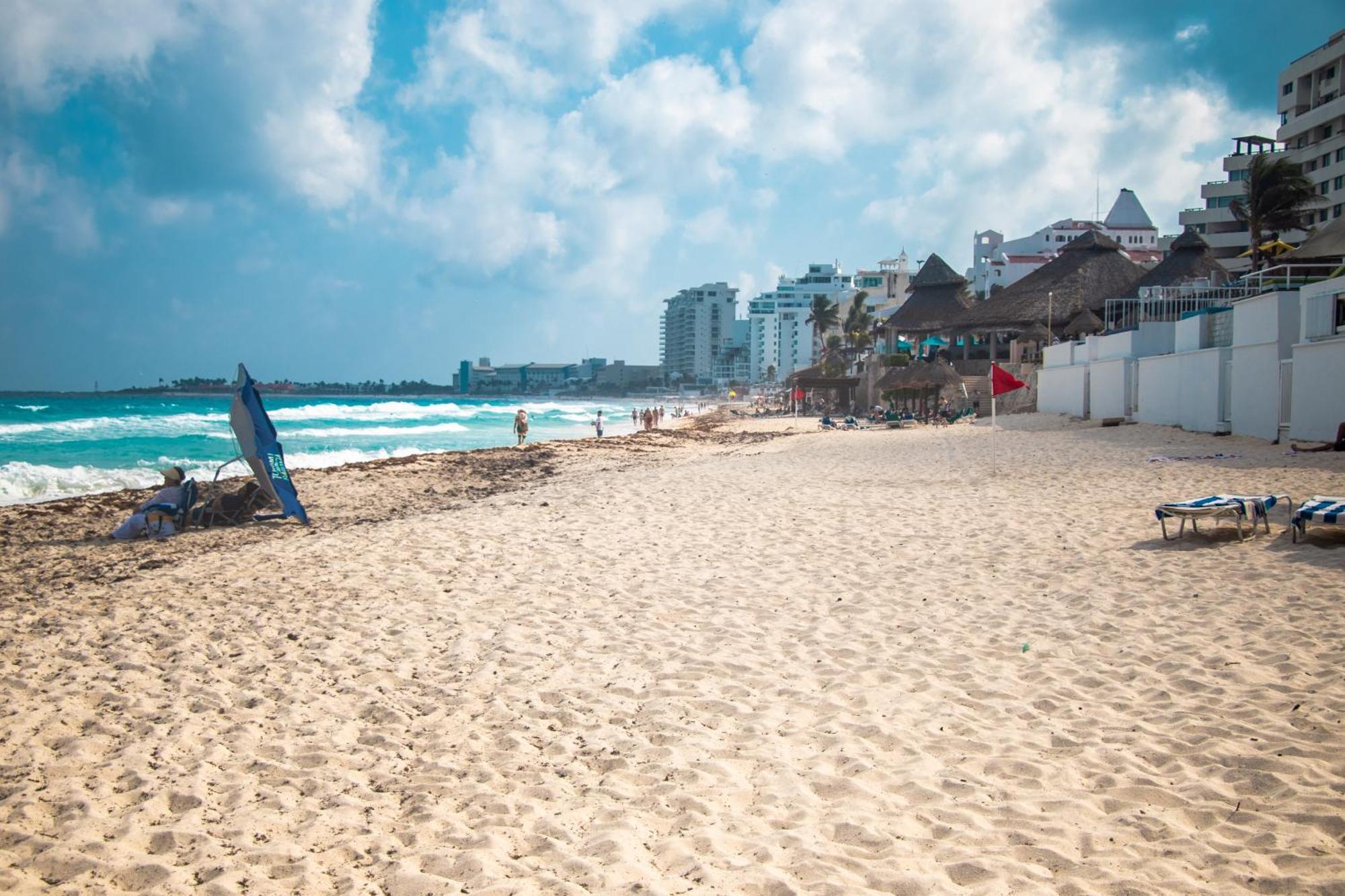 Beachfront Apartments Cancún Exterior foto